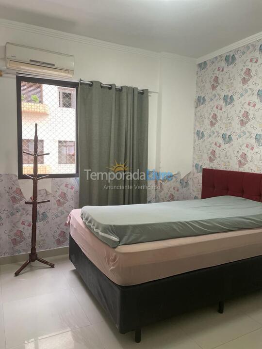 Apartamento para aluguel de temporada em Guarujá (Praia do Tombo)