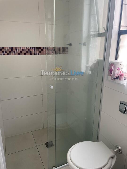 Apartamento para aluguel de temporada em Guarujá (Praia do Tombo)