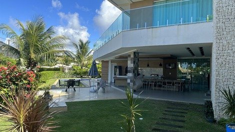 Splendid Beach House in Guarajuba - Paradise with crystal clear waters