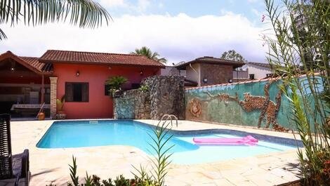 BEAUTIFUL HOUSE WITH POOL AND BEACH FOR CHILDREN AND ELDERLY PEOPLE