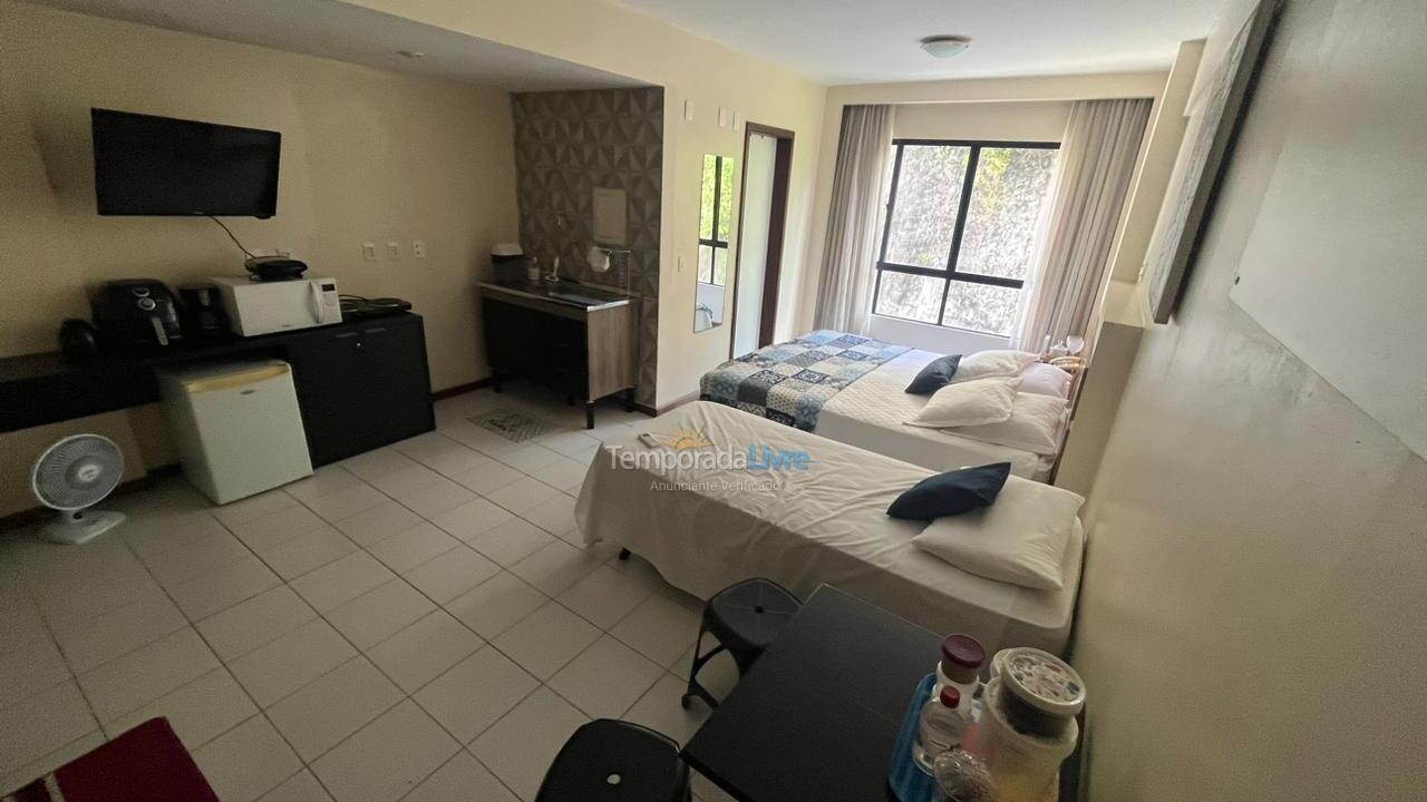 Apartamento para aluguel de temporada em Salvador (Caminho das árvores)