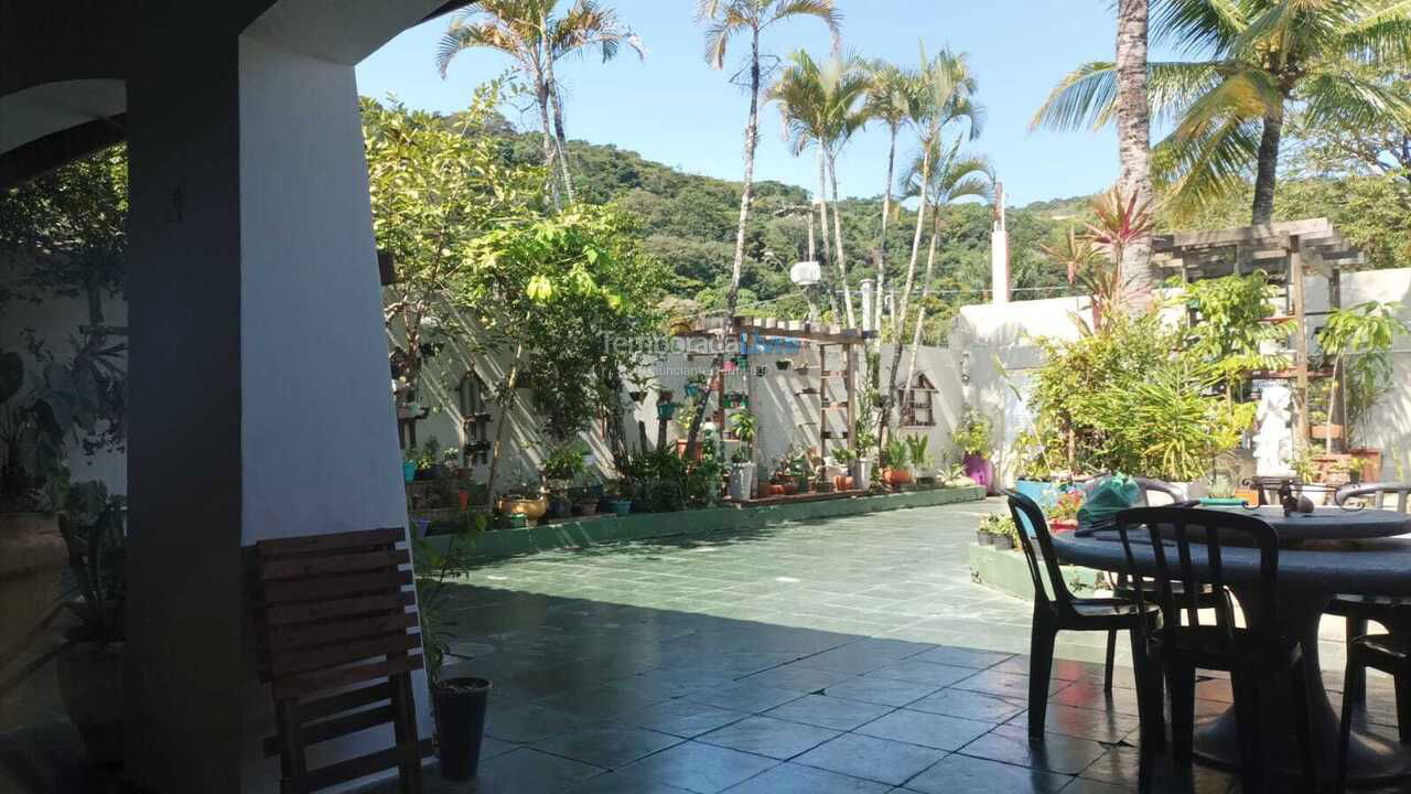 Casa para alquiler de vacaciones em Guarujá (Praia do Pernambuco)