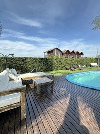 Maravillosa casa frente al mar con piscina en Pinheira