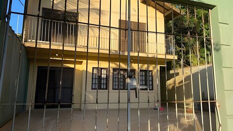 Casa Confort y Espacio con piscina Itanhaém/Peruíbe