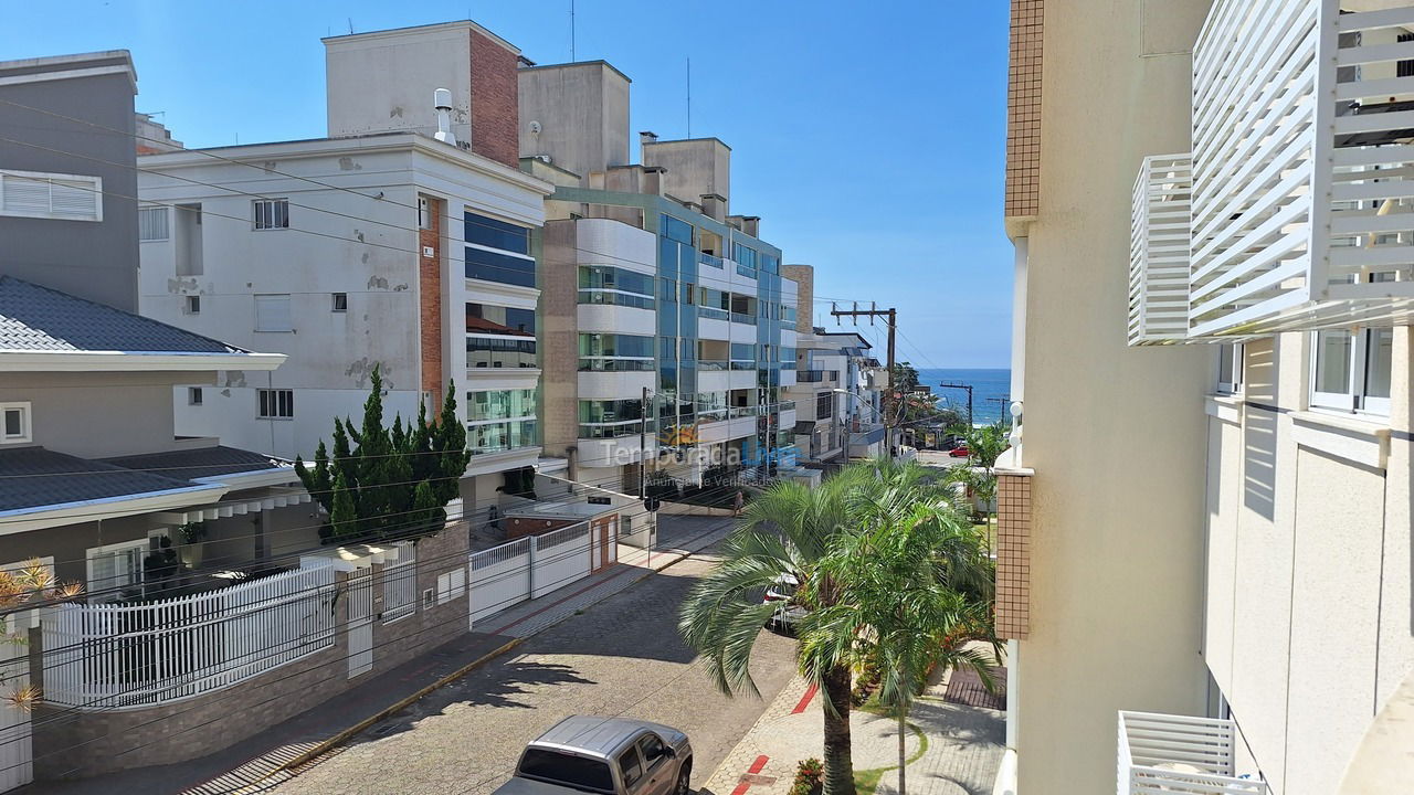 Apartment for vacation rental in Bombinhas (Praia de Bombas)