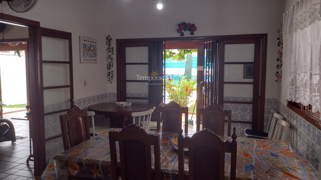 Casa para aluguel de temporada em Peruíbe (Ribamar)