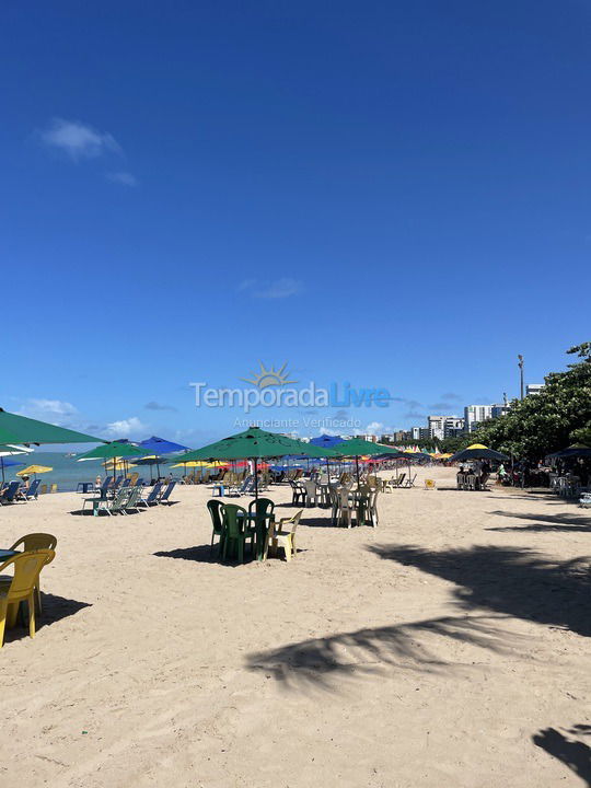 Apartamento para aluguel de temporada em Maceió (Praia de Pajuçara)