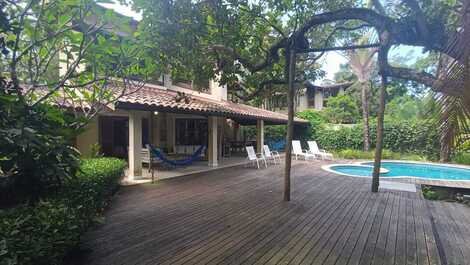 Barra do Sahy, 4 habitaciones, piscina privada, barbacoa.