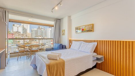 Quarto e Sala a 220m Praia Farol da Barra