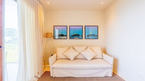 Bedroom and Living Room with Sea View - 50m from the Beach