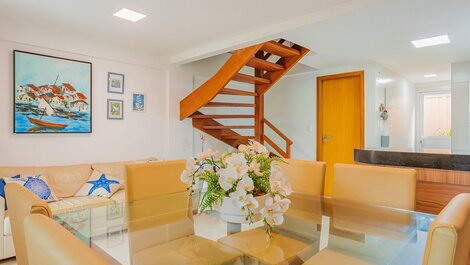 Triplex 4 Suites 350m from Praia do Surf