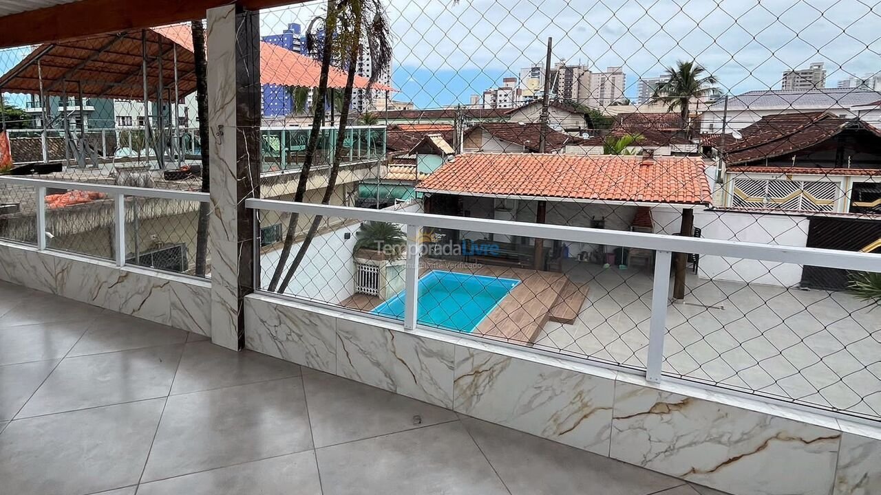 House for vacation rental in Praia Grande (Praia do Caiçara)