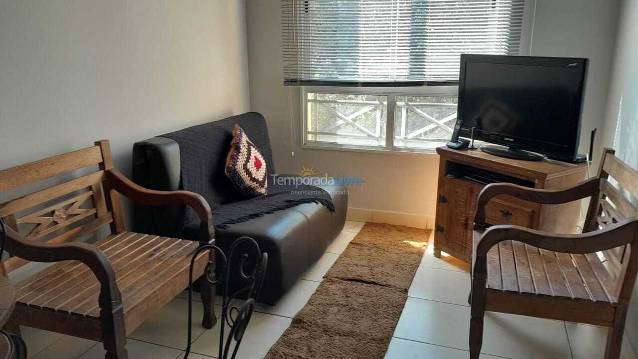 Apartamento para aluguel de temporada em Belo Horizonte (São João Batista)
