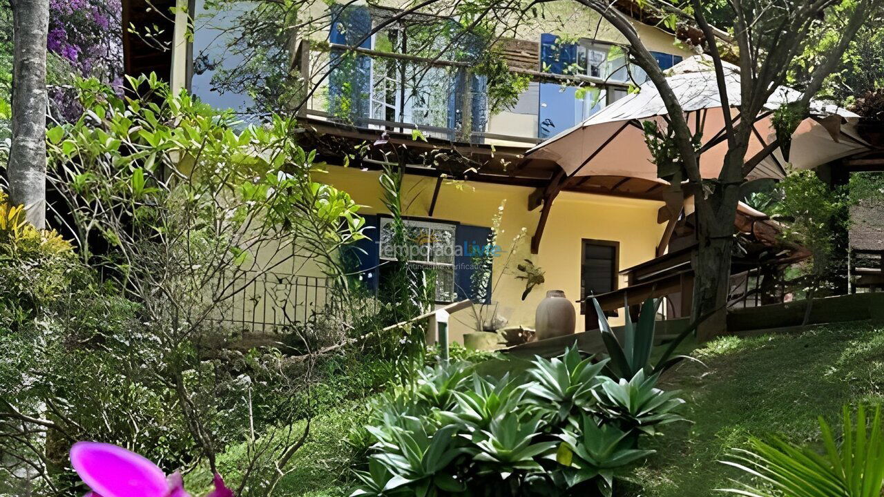 Casa para aluguel de temporada em Petrópolis (Corrêas)