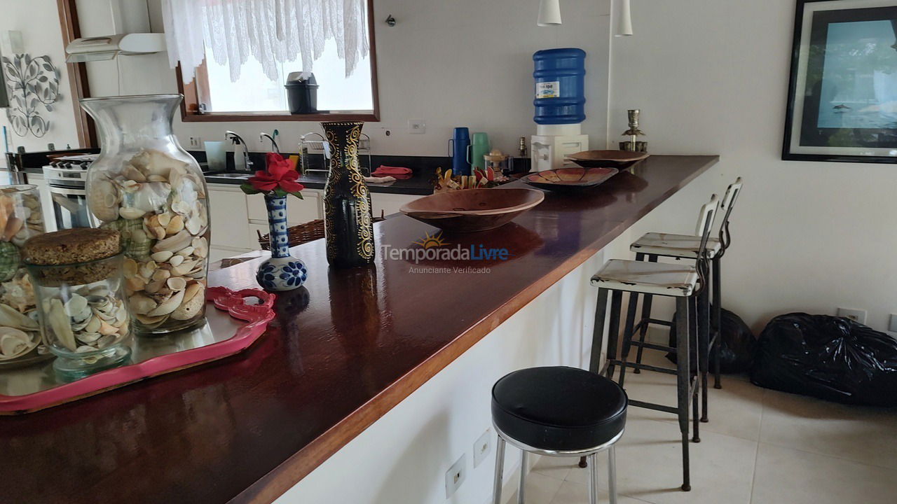 House for vacation rental in Ubatuba (Praia do Lázaro)