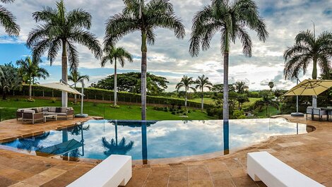 Per002 - Luxury house with pool in Pereira