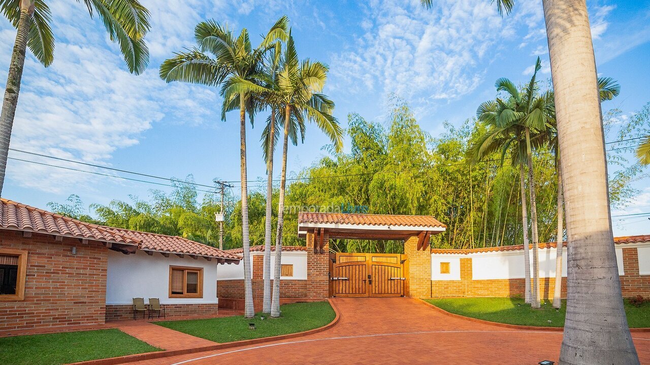 Casa para alquiler de vacaciones em Pereira (Cerritos)