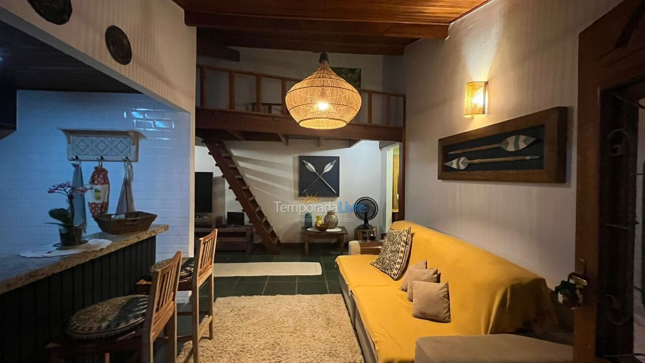 Casa para aluguel de temporada em Ubatuba (Itaguá)