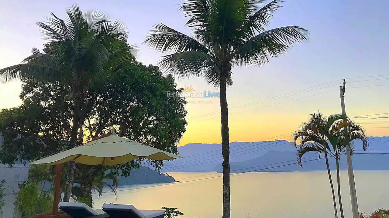 Casa para alquiler de vacaciones em Ubatuba (Ponta Grossa)