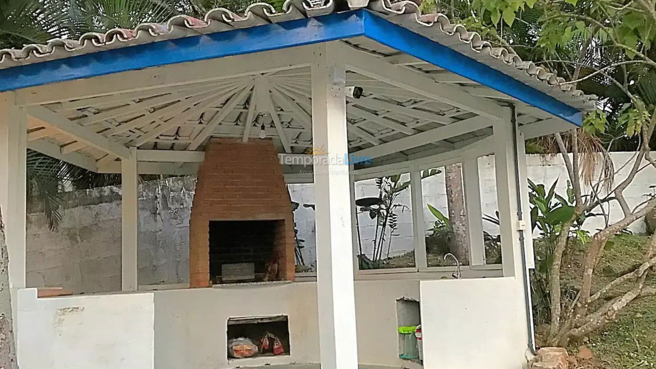 Casa para alquiler de vacaciones em Ubatuba (Ponta Grossa)