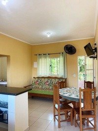 Chalet for 10 people, air conditioning, WIFI, shared pool