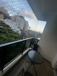 Apartment for rent in Enseada Guarujá