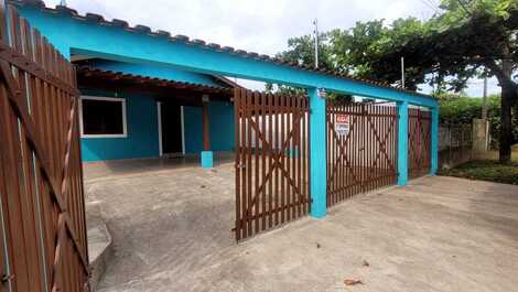 CASA de PRAIA Temporada em MARANDUBA Ubatuba a 550m do mar com wifi