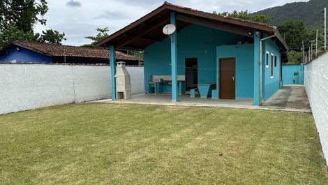 CASA de PRAIA Temporada em MARANDUBA Ubatuba a 550m do mar com wifi