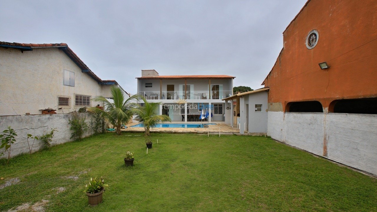 Casa para alquiler de vacaciones em Iguaba Grande (Praia Perto do Quiosque do Popeye)