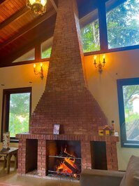 Rent-in Gramado Chalet Hill Top W/Fireplace 44