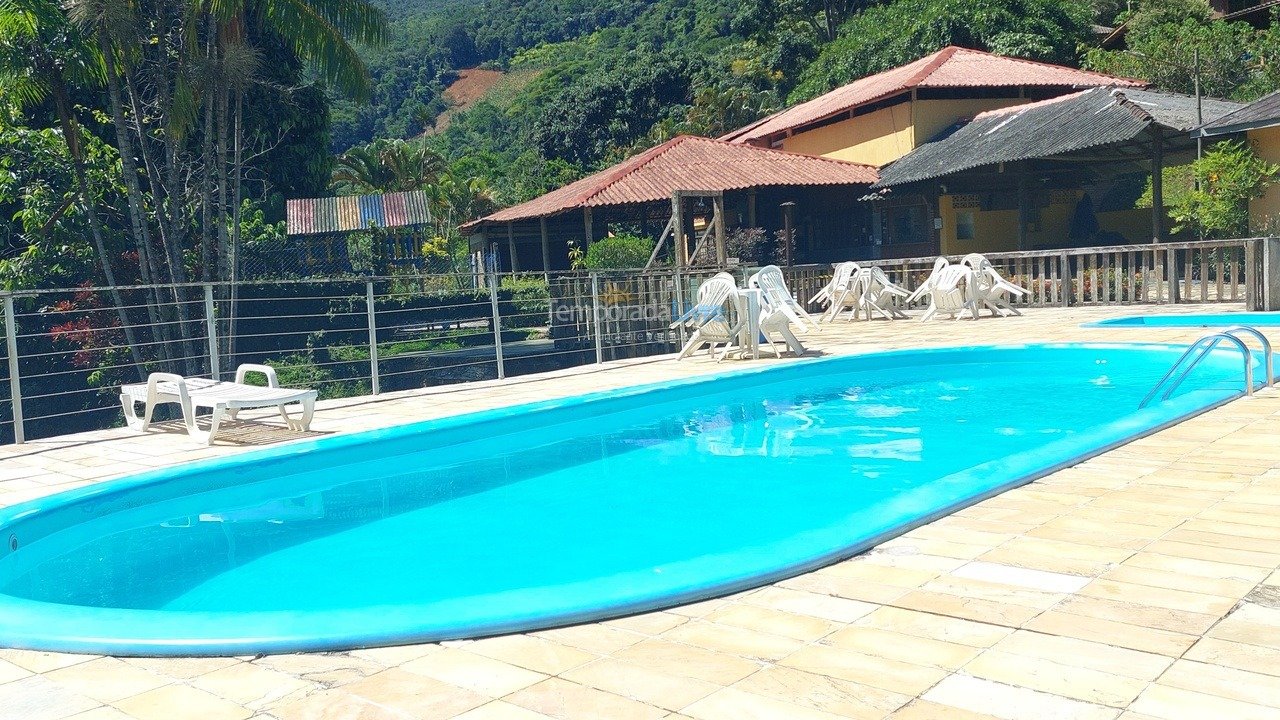 Casa para alquiler de vacaciones em Domingos Martins (Biriricas)