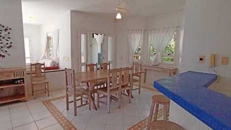 3 bedrooms, private pool, barbecue, pizza oven and sauna.