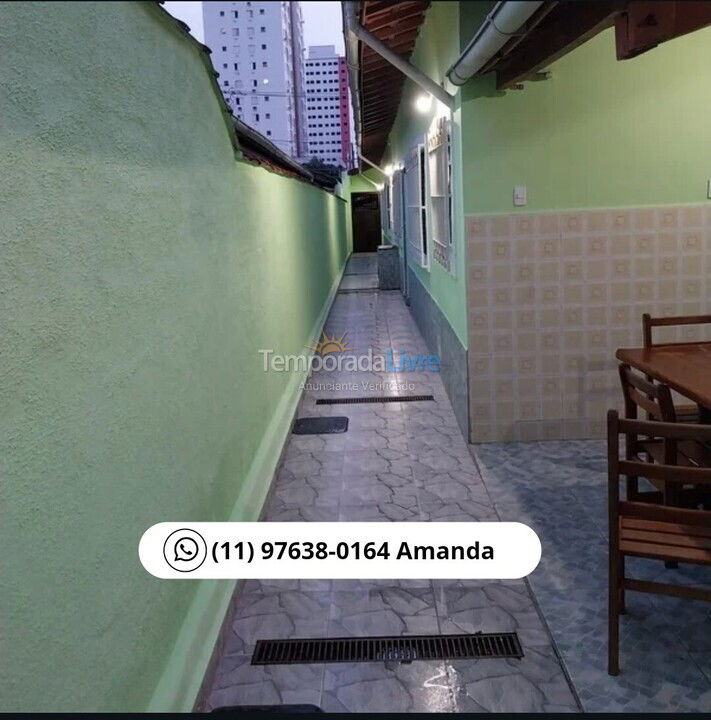 Casa para aluguel de temporada em Praia Grande (Ocian)