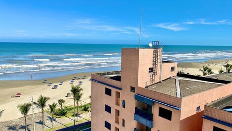 BM601 - Apartamento 2 Dormitorios | Aire acondicionado y piscina con vista a la playa.
