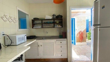 Casa para 20 personas - aire y WIFI - condominio - a 30 metros de la playa - Ubatuba