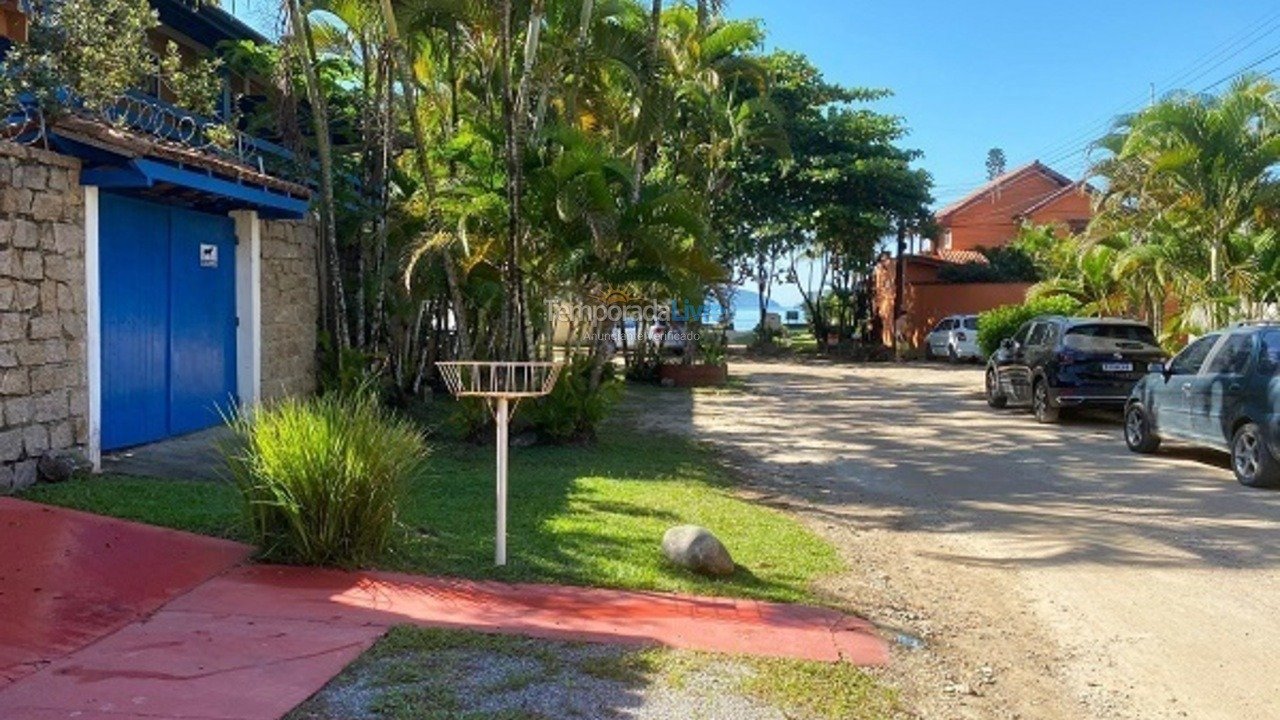 House for vacation rental in Ubatuba (Praia do Sape)