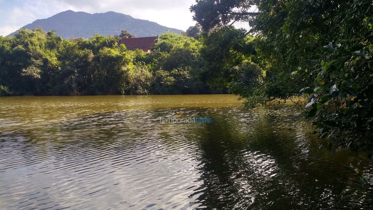 House for vacation rental in Ubatuba (Praia Prumirim)