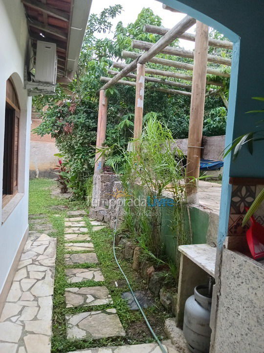 Casa para aluguel de temporada em Ubatuba (Praia da Fortaleza)