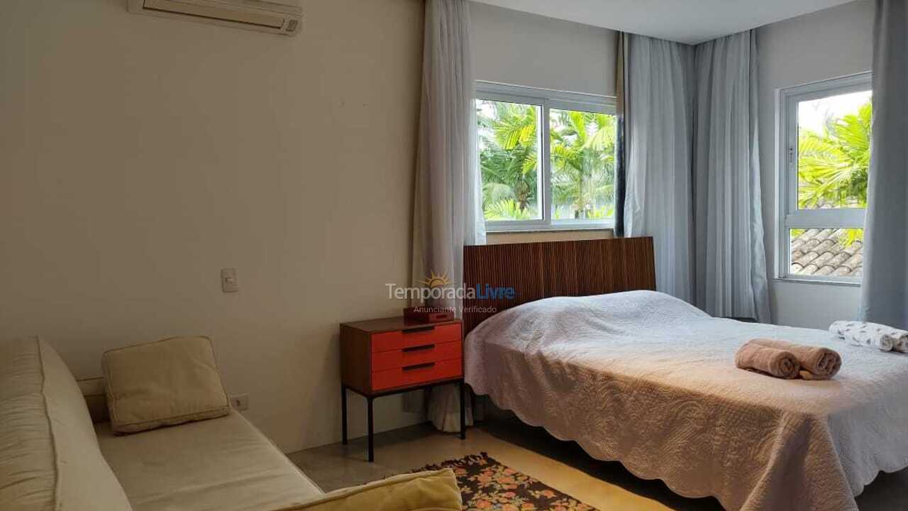 House for vacation rental in São Sebastião (Praia da Baleia)