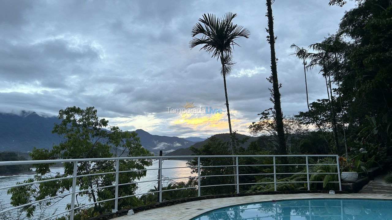 House for vacation rental in Ubatuba (Praia Vermelha do Sul)