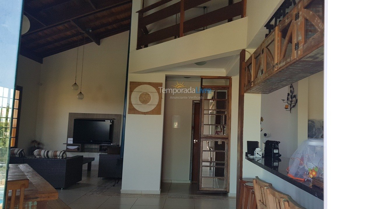 Casa para aluguel de temporada em Paranapanema (Riviera de Santa Cristina Xiii)