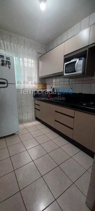 Apartamento para aluguel de temporada em Balneário Camboriú (Nações)
