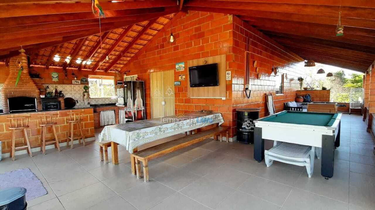 Ranch for vacation rental in Mairinque (Sinindu)