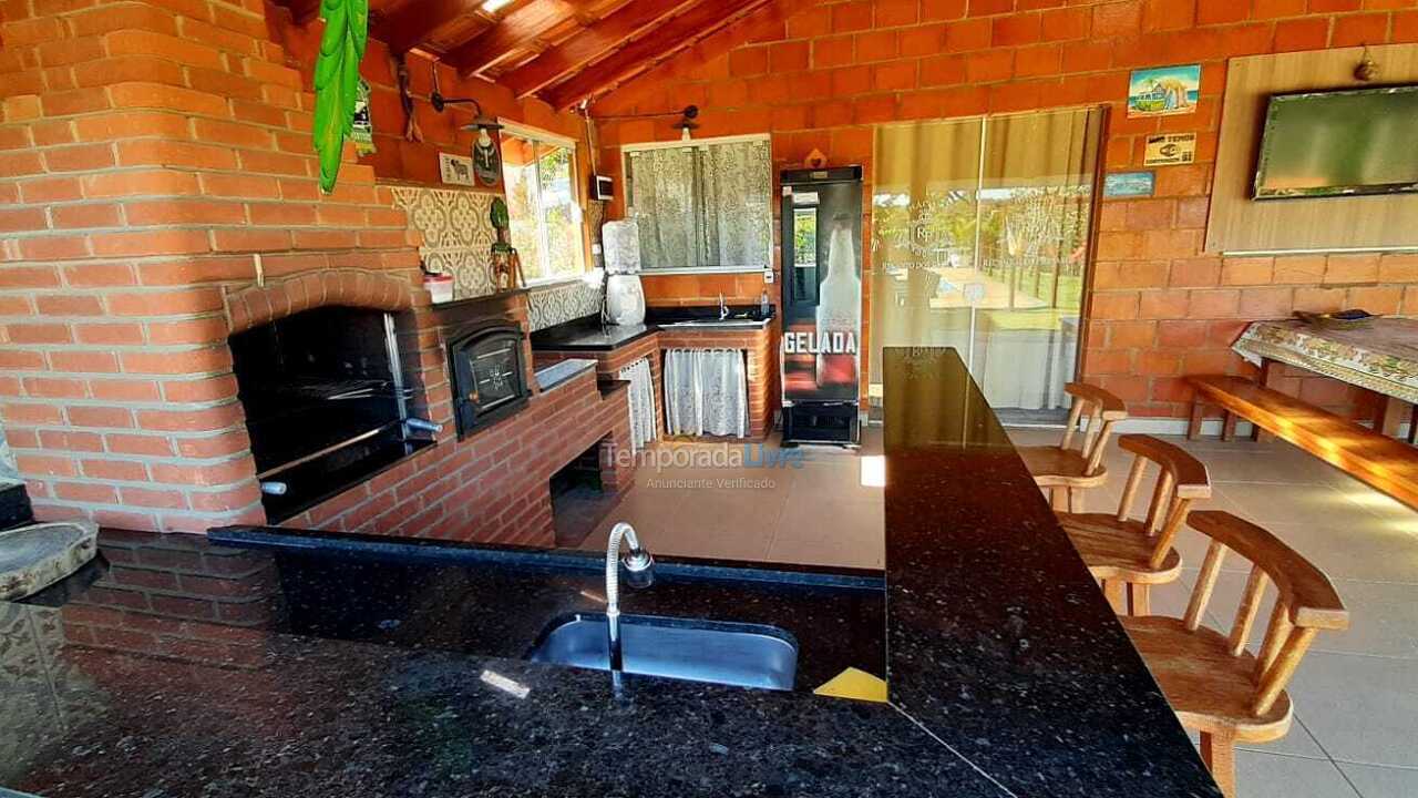 Granja para alquiler de vacaciones em Mairinque (Sinindu)