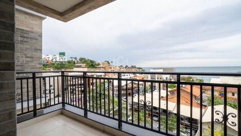 Apartment in the center of Bombinhas, with sea view