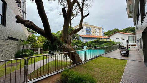 Apartamento no centro de Bombinhas, com vista mar