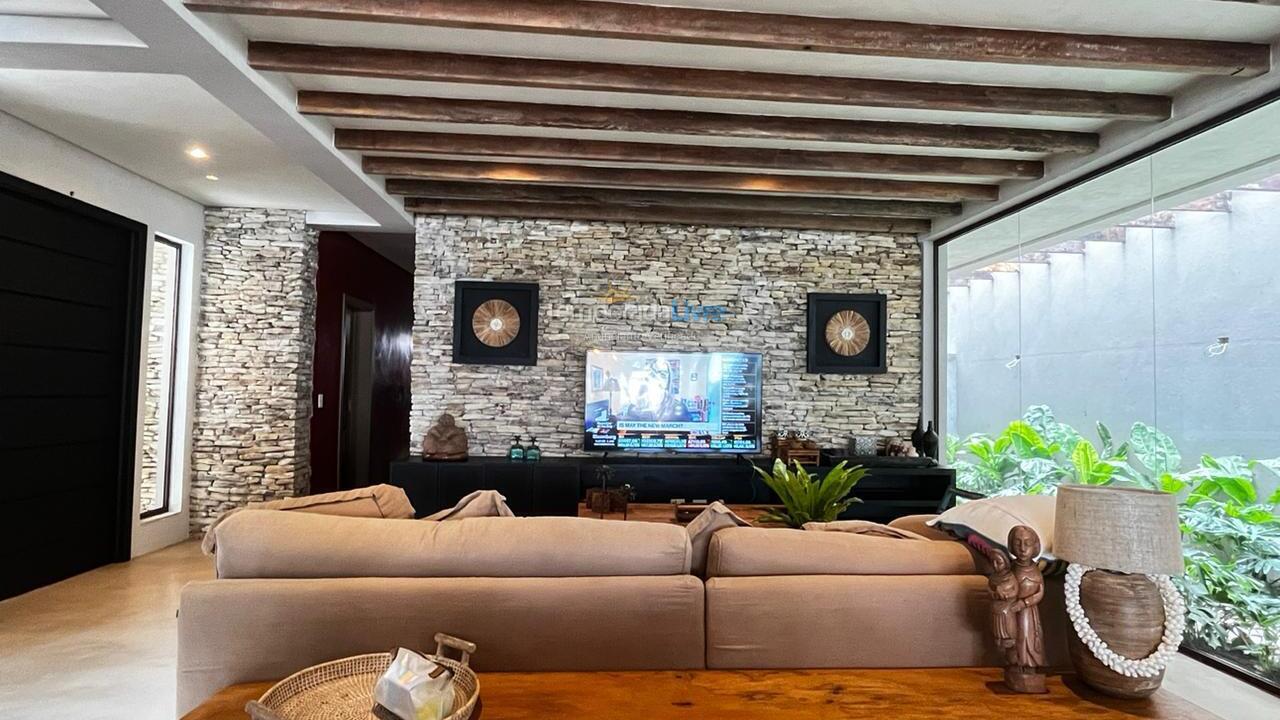 Casa para alquiler de vacaciones em São Sebastião (Camburi)