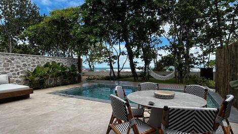 House facing the sea in Camburi!!!