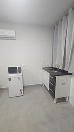 Executive kitnets, suite, furnished and equipped, prime location