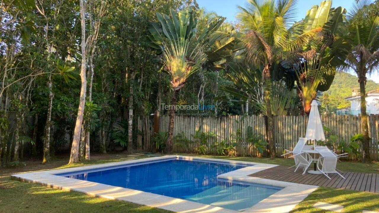 House for vacation rental in São Sebastião (Praia da Baleia)